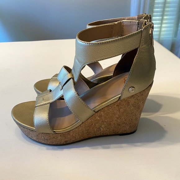 UGG Whitney Gold Metallic Cork Wedge Platform Sandal Women's Size 7 - Picture 3 of 13